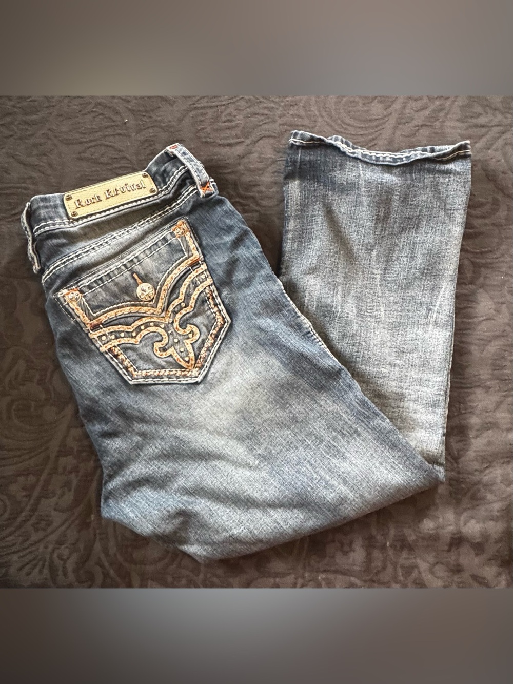 Rock Revival Delara Mid Rise Curvy Crop Women 32